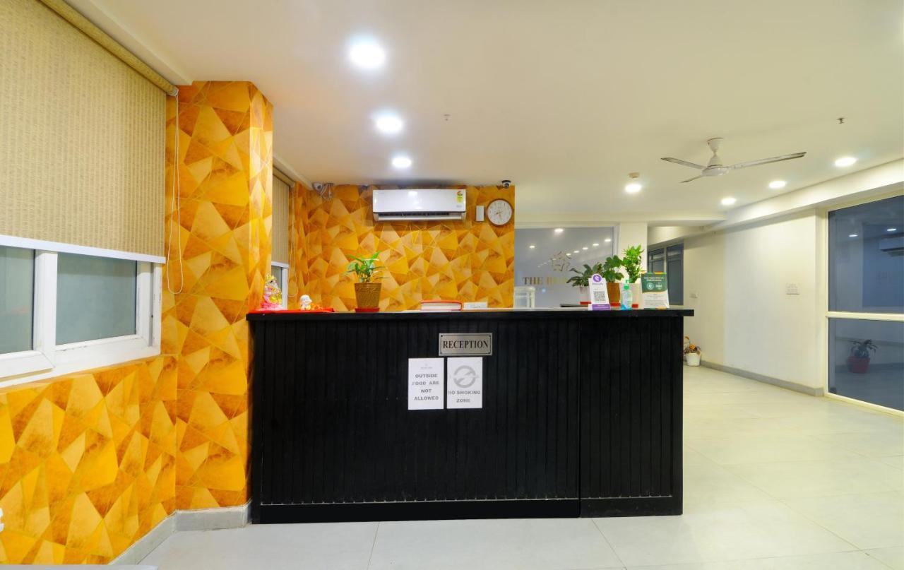 The Red York Hotel Ghaziabad Exterior foto